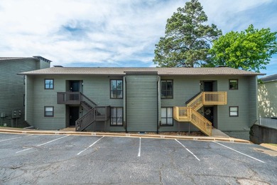 Amazing views of beautiful Lake Hamilton and mountains from this - photo 2