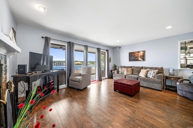 Amazing views of beautiful Lake Hamilton and mountains from this - photo 7