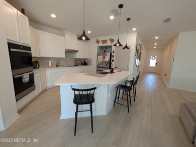 NEARLY NEW FOUR BEDROOM HOME IN A CUL-DE-SAC WITH QUICK ACCESS - photo 3