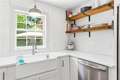 Beautifully updated 1947 Cape Cod set on a quiet cul-de-sac in - photo 6