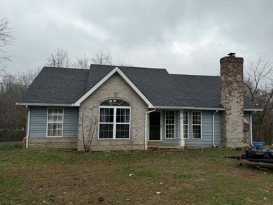 Dale Hollow Lake Home For Sale in Albany Kentucky