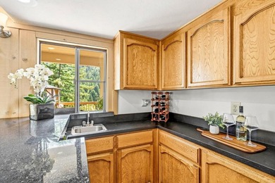 Elegance and Beauty abound in this spacious, private, and - photo 17