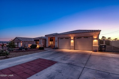Lake Havasu living at its best! Beautifully updated with new - photo 34