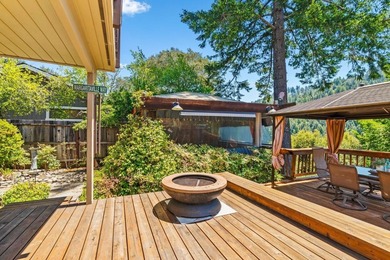 Elegance and Beauty abound in this spacious, private, and - photo 43