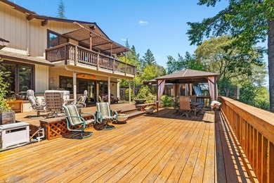 Elegance and Beauty abound in this spacious, private, and - photo 47