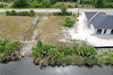 Prime location for this 80 x 125 buildable, sailboat access - photo 4