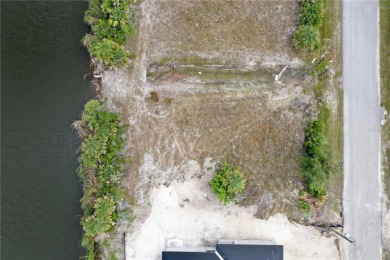 Prime location for this 80 x 125 buildable, sailboat access - photo 5