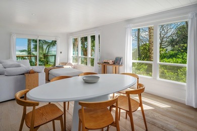 Five standalone beach cottages on three legal parcels, totaling - photo 12