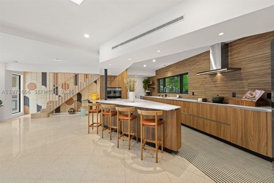 Recently featured in WSJ's Mansion Global, Panorama House is a - photo 11