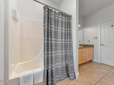 Welcome to your fully furnished, turn-key mountain-lake getaway - photo 23
