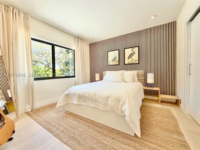 Recently featured in WSJ's Mansion Global, Panorama House is a - photo 28