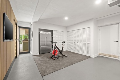Recently featured in WSJ's Mansion Global, Panorama House is a - photo 34