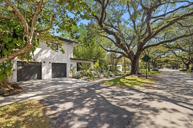 Recently featured in WSJ's Mansion Global, Panorama House is a - photo 42
