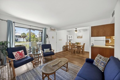 Enjoy coastal living in this beautiful fully furnished 2-bedroom - photo 1