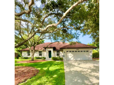 (private lake, pond, creek) Home For Sale in Bradenton Florida