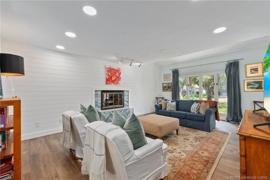 Stunning, Fully Updated 2-Story Home in the Prestigious Yacht & - photo 9