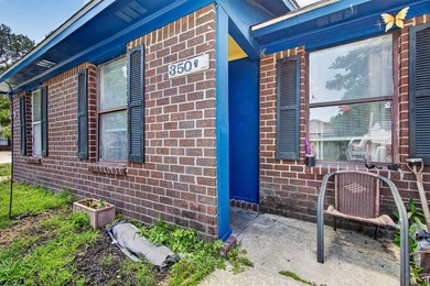 Excellent investment opportunity or owner-occupant purchase with - photo 3