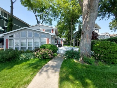 Perfect lakefront location on Eagle Lake in Edwardsburg! This - photo 2