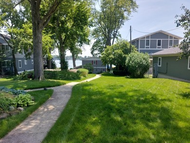 Perfect lakefront location on Eagle Lake in Edwardsburg! This - photo 5