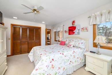 Are you looking for a second home? If so, this is the home for - photo 21