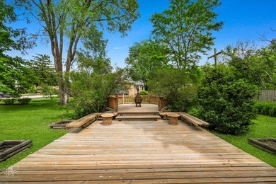 WELCOME TO THIS SOLID ALL BRICK SPRAWLING RANCH ON A LARGE - photo 26