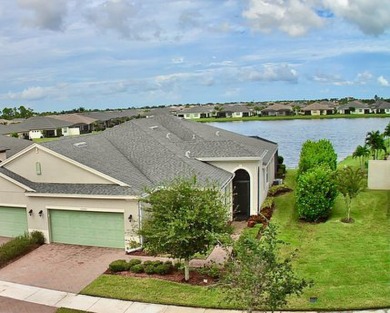 (private lake, pond, creek) Home For Sale in Port Saint Lucie Florida