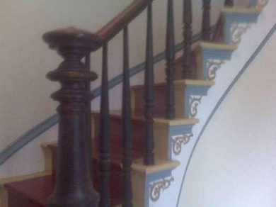 Elegant 2-family 3 floor Blue Victorian house with a large - photo 5