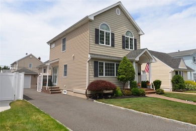 Welcome to 2698 Rosebud Avenue! This beautiful home with awesome - photo 2