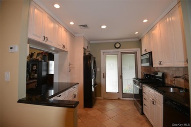 Welcome to 2698 Rosebud Avenue! This beautiful home with awesome - photo 10