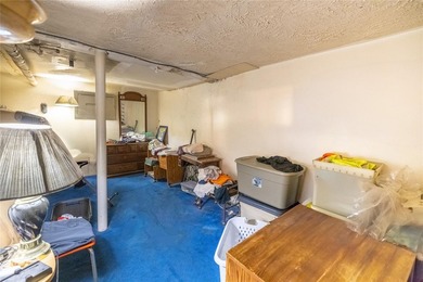 Investors take note: a rare opportunity to own a spacious - photo 13
