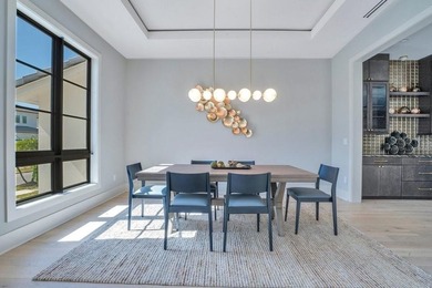 Price to Sell - Quiet Luxury | Move-In Ready | Prime Sunset Park - photo 9