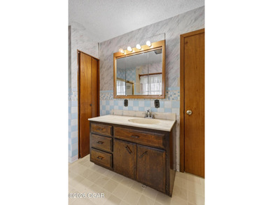 Welcome home to this solid 3-bedroom, 2.5-bath brick home - photo 29
