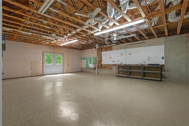 Spacious home with deep water boat slip - photo 36