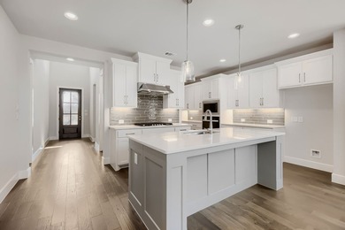 You will love this gorgeous 2-story design from American Legend - photo 7