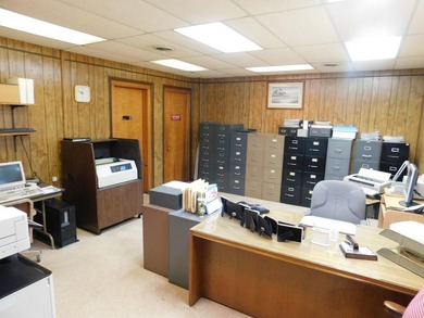 First time on the market this Commercial Job Shop with CNC Mills - photo 7