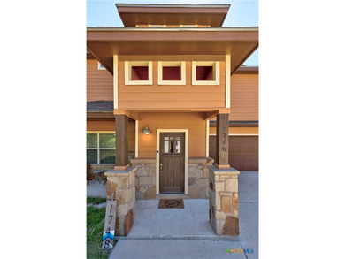 Welcome to lakefront living at Canyon Lake, where sparkling blue - photo 5