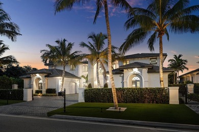 Beyond the gates of a private motor court, this six-bedroom golf - photo 2