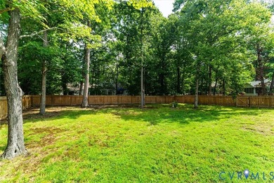 Don't miss this beautifully maintained home in Lake Monticello! - photo 9
