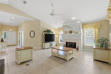 Tucked away in the desirable Harbor Hills championship golf - photo 11