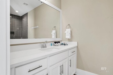 Beautifully decorated 3bed/4bath coastal home with views of the - photo 19