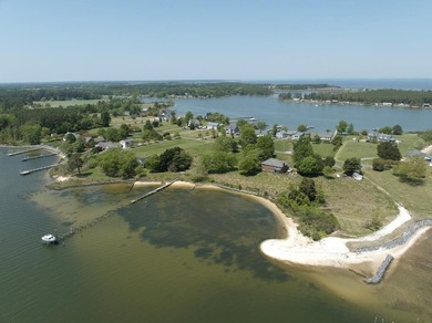 Stunning brick home built on 2 waterfront lots, in a premier - photo 10