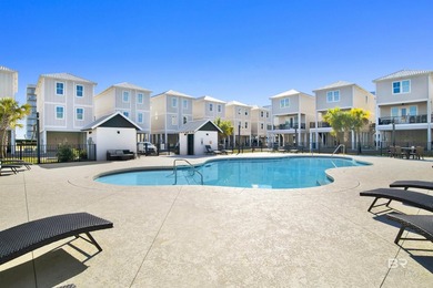 Beautifully decorated 3bed/4bath coastal home with views of the - photo 33