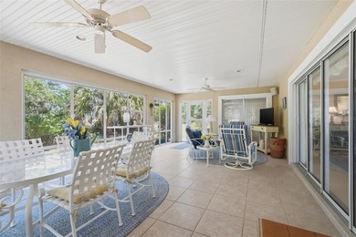 Tucked away in the desirable Harbor Hills championship golf - photo 35