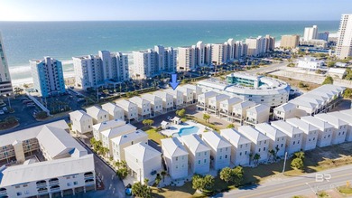 Beautifully decorated 3bed/4bath coastal home with views of the - photo 38