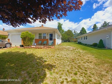 Welcome Home to your beautifully maintained Yellowstone model in - photo 5