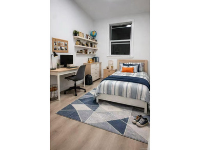 Welcome to this beautifully townhouse located in the heart of - photo 7
