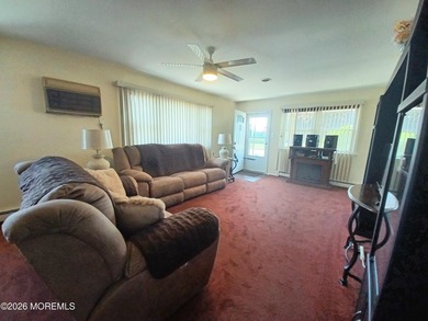 Welcome Home to your beautifully maintained Yellowstone model in - photo 8