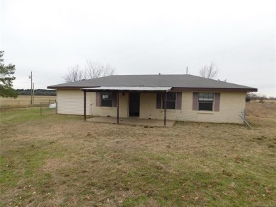 (private lake, pond, creek) Home Sale Pending in Checotah Oklahoma