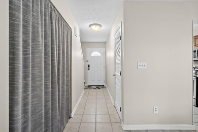 Incredible opportunity to purchase this 3 bedroom, 2.5 bath End - photo 7
