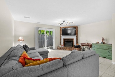 Incredible opportunity to purchase this 3 bedroom, 2.5 bath End - photo 10